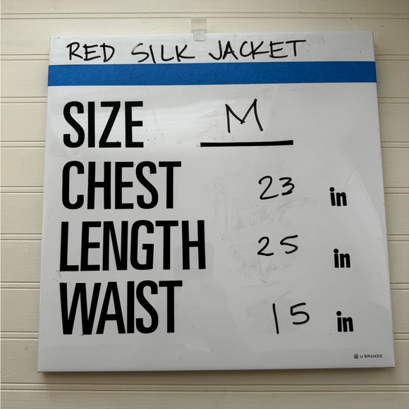 Vintage Red Silk Jacket - Picture 10 of 10